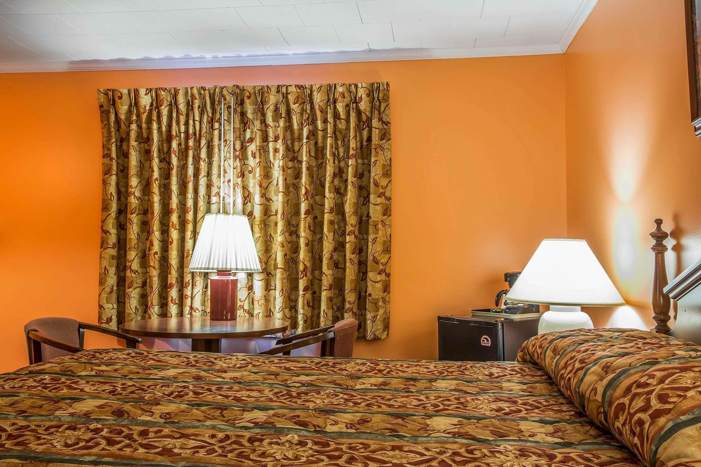 Rodeway Inn Lincoln I-93 Bagian luar foto