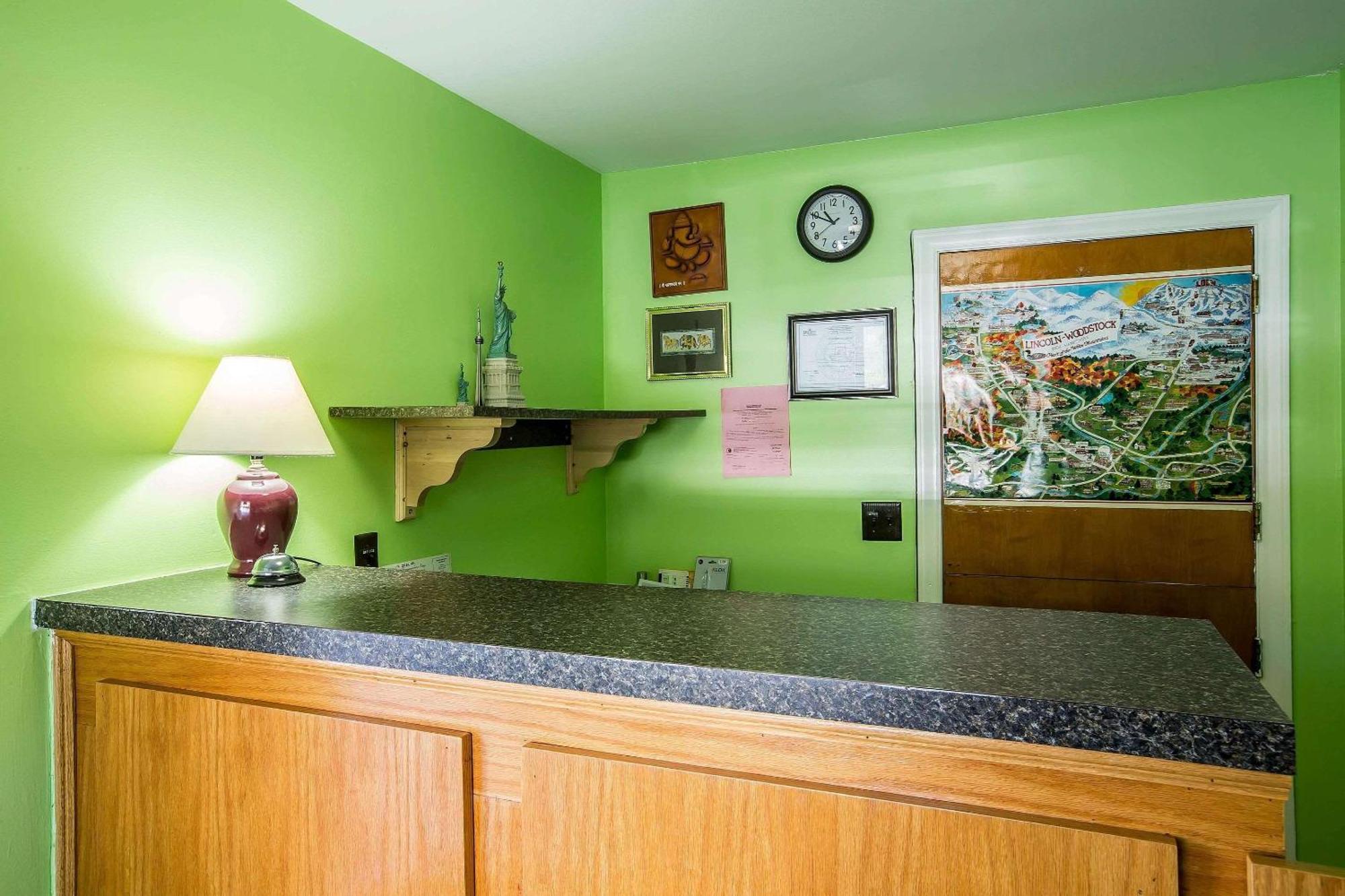 Rodeway Inn Lincoln I-93 Bagian luar foto